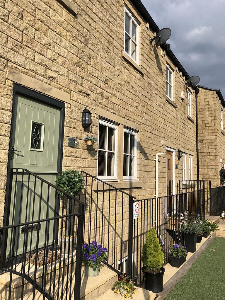 4 bedroom townhouse house SSTC in Trawden - IMG_0208.jpg